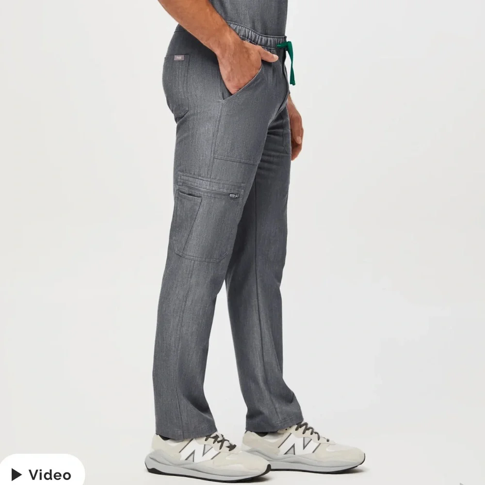 Figs Men’s Cairo Graphite Gray Cargo Scrub Pants M-293 Sz Medium Short